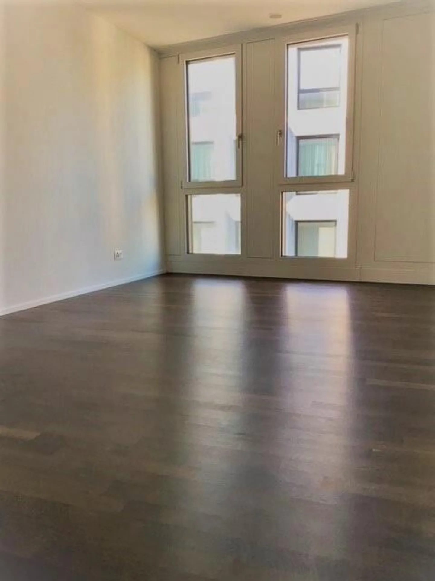 Centrally located 2.5-room apartment - Photo 4 of 5