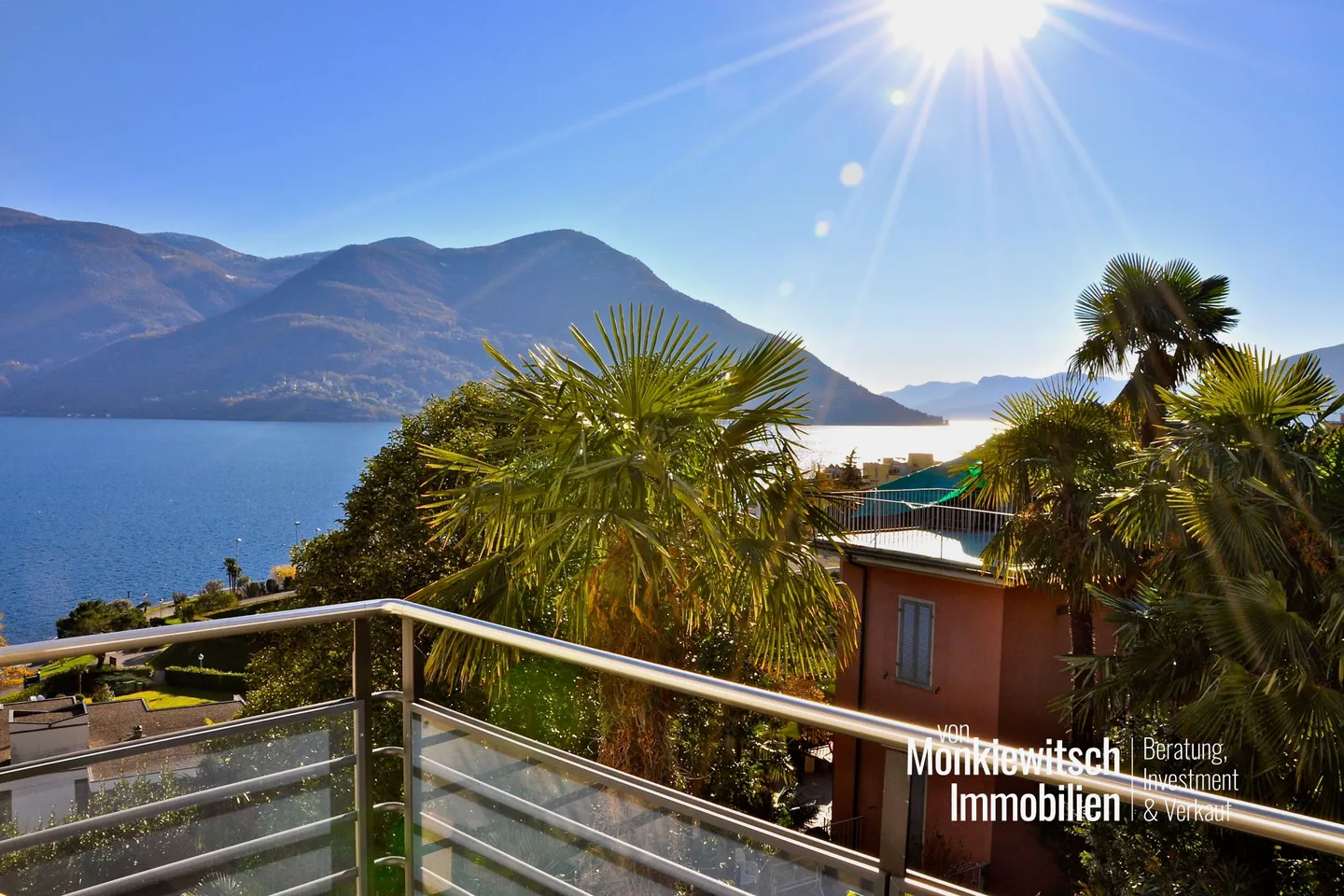 Luxury Attic Apartment with Lake View - Photo 9 of 13