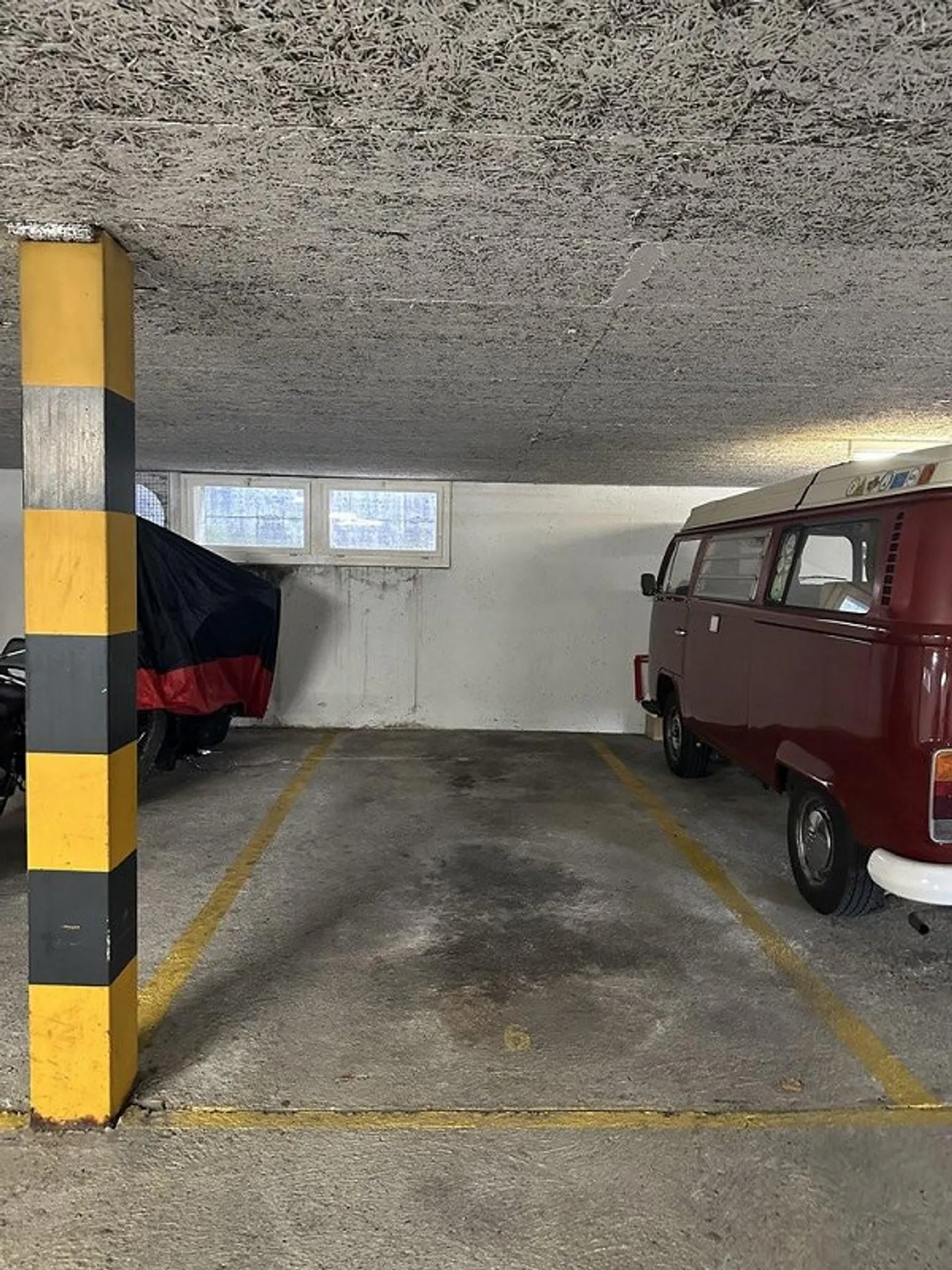 Einstellhallenplatz in Grüner Lage - Foto 4 von 4