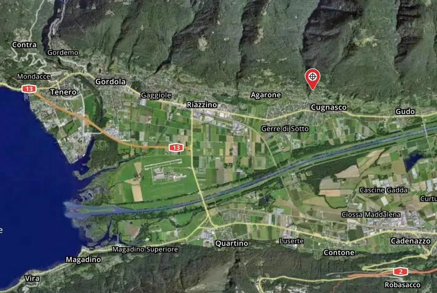 Terrain de construction de 423 m2, dont 323 m2 dans la zone de construction avec belle vue sur le lac... - Photo 11 sur 11