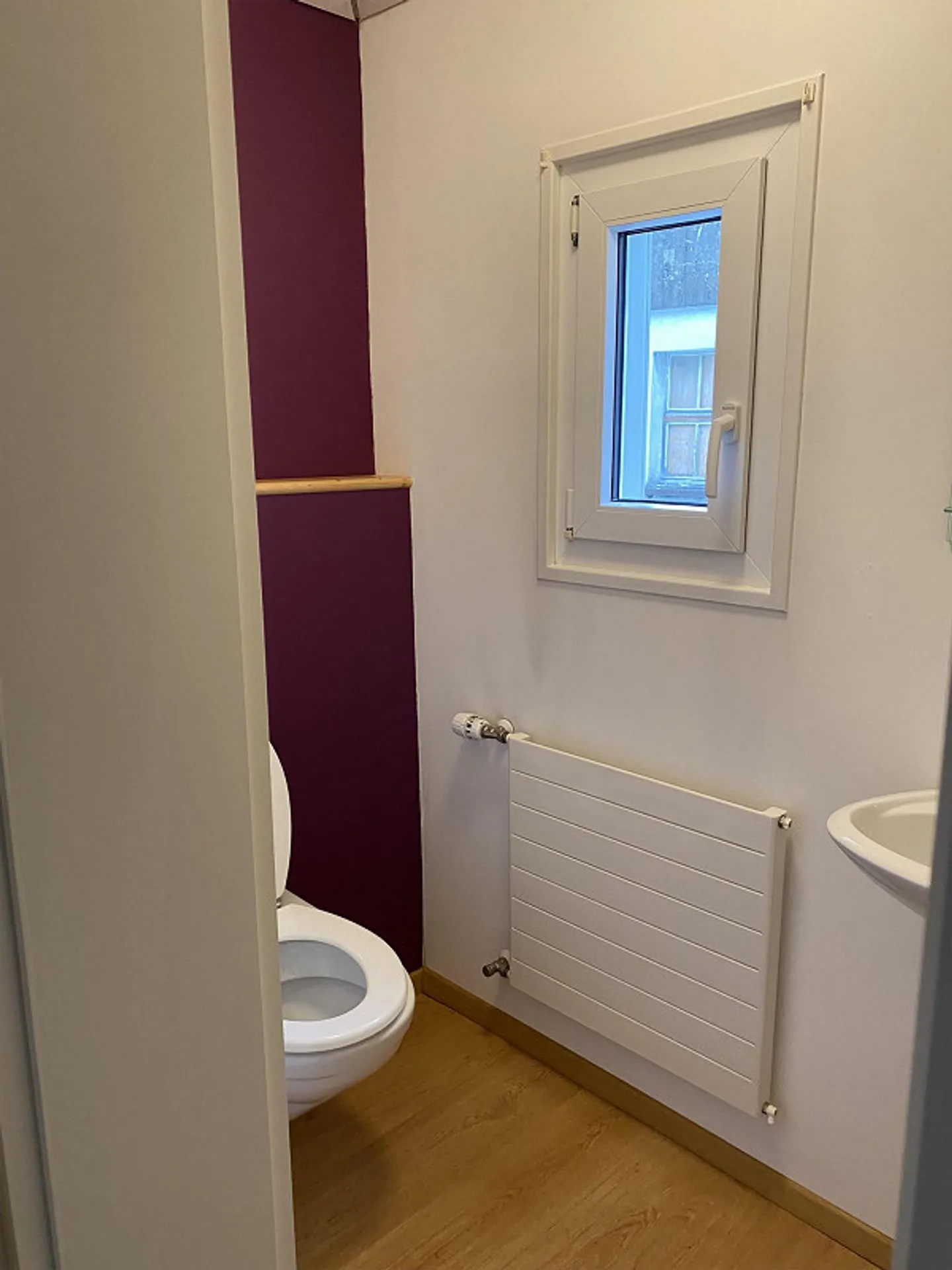 Residential building with commercial space - Photo 8 of 19