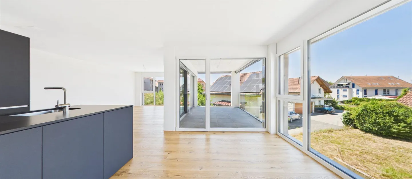 High-quality living near the train station, bus, forest, and Emme - Photo 9 of 28
