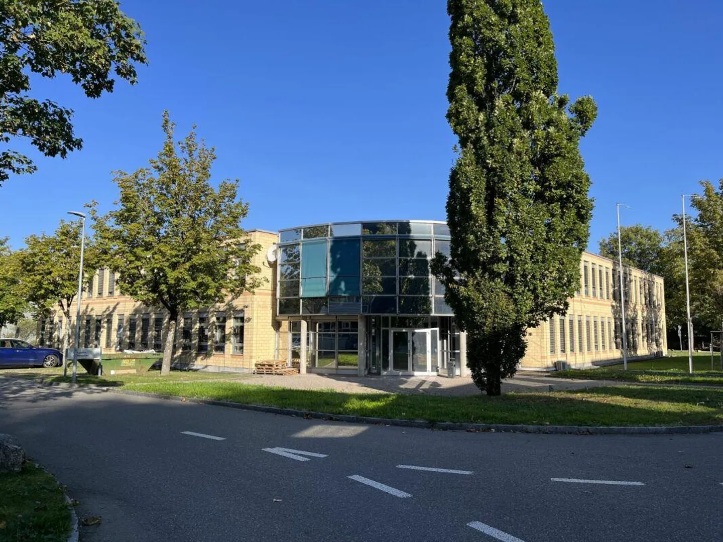 Bureaux centralisés à Ittigen - Photo 1 sur 9