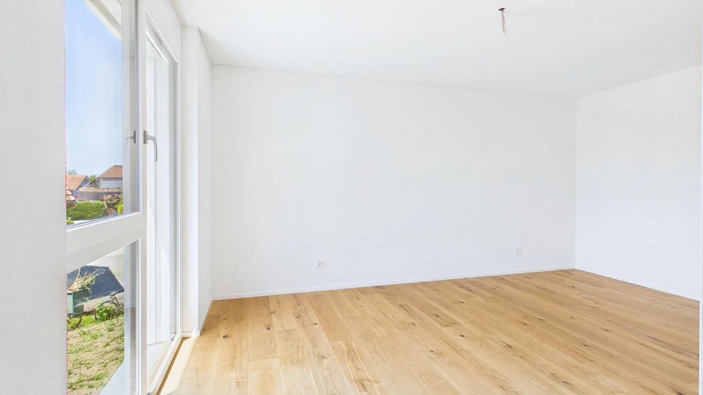 High-quality living near the train station, bus, forest, and Emme - Photo 15 of 28
