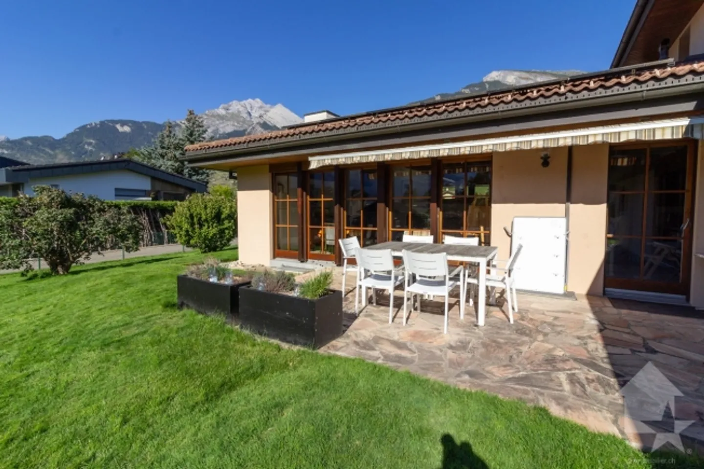 «Prächtige freistehende Villa von 225 m2» - Foto 3 von 13
