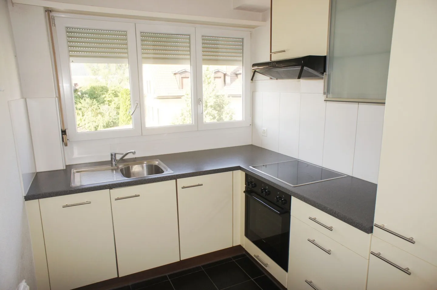 Geräumige Wohnung mit Balkon - Foto 2 von 10