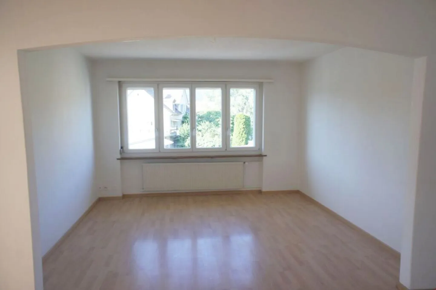 Geräumige Wohnung mit Balkon - Foto 6 von 10