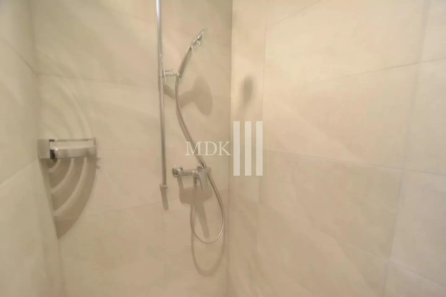 Appartamento in affitto - Foto 14 di 18