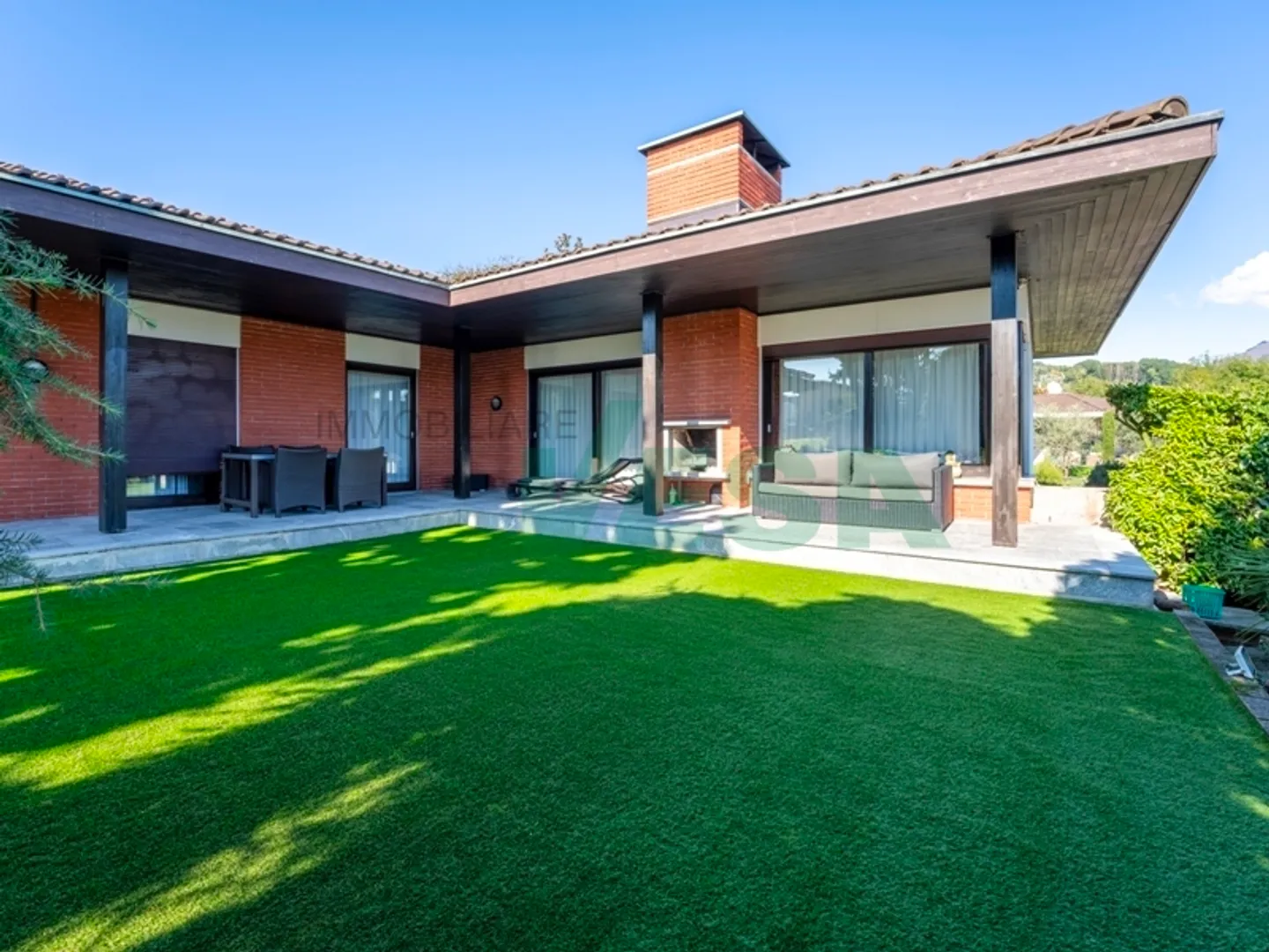 Elegante e accogliente villa di charme in posizione tranquilla - Foto 3 di 11