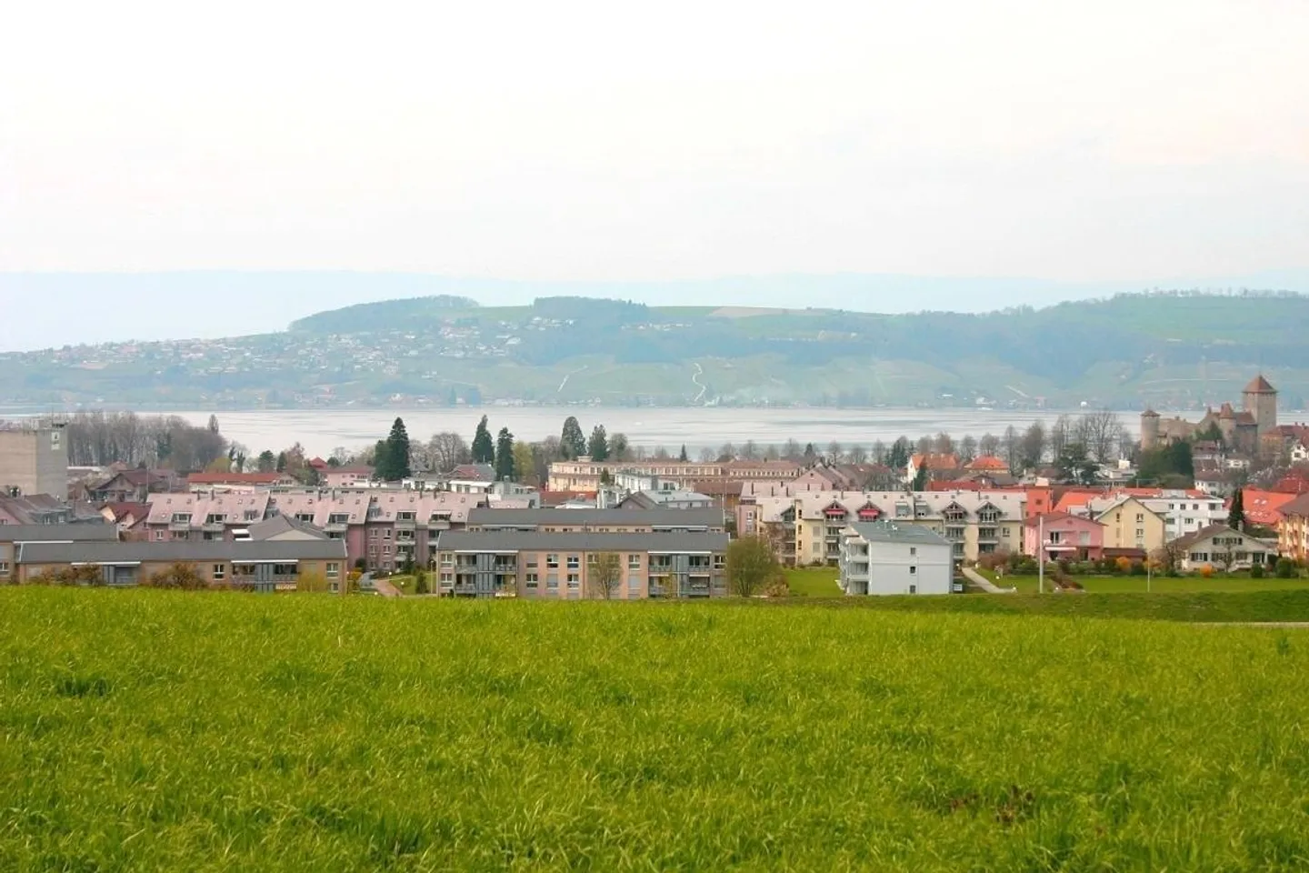 3.5 Room Gallery Apartment of 117 m2 with Terrace - Photo 3 of 9