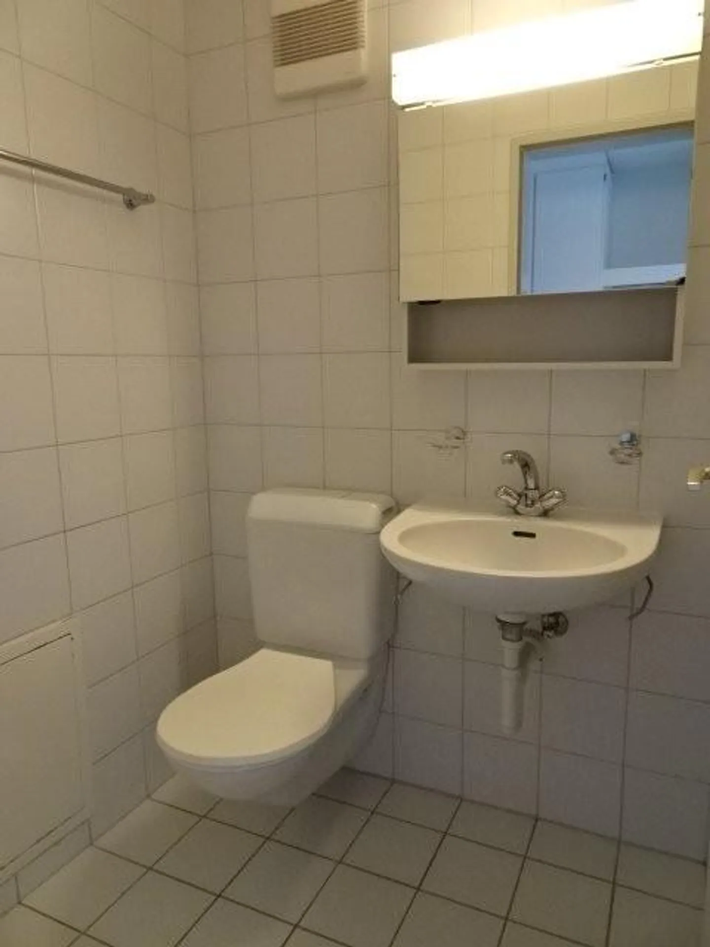 3.5 Room Gallery Apartment of 117 m2 with Terrace - Photo 7 of 9