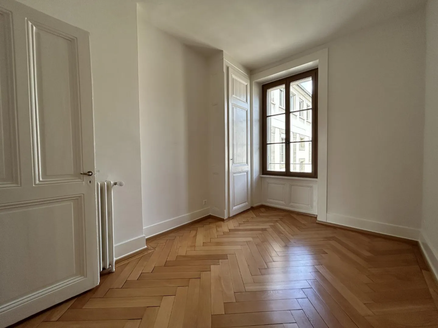 Appartement Charmant dans Immeuble Historique - Photo 6 sur 10