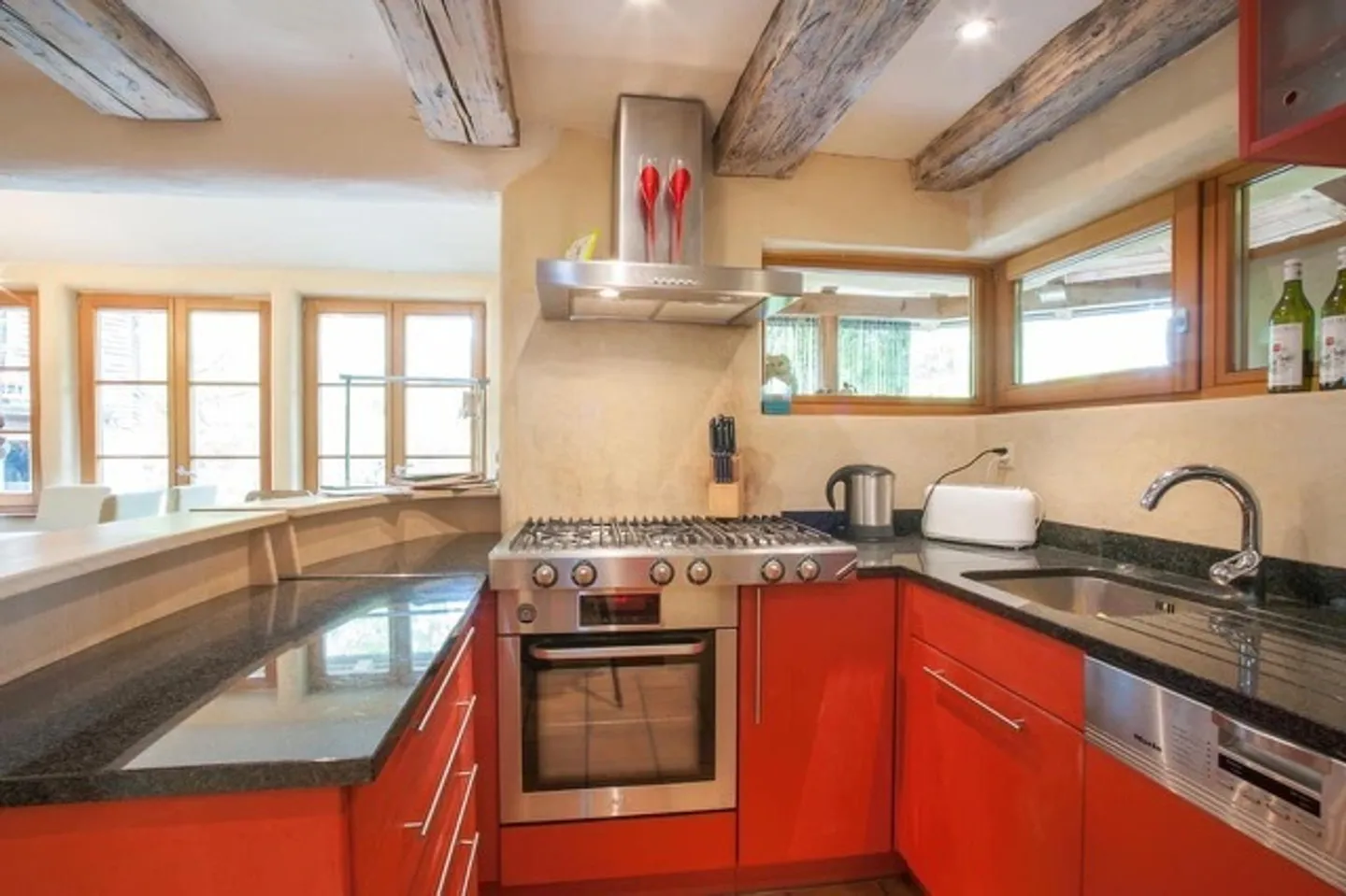 APPARTEMENT 2½ PIÈCES À ÜETLIBERG (ZH), MEUBLÉ, TEMPORAIRE - Photo 5 sur 10