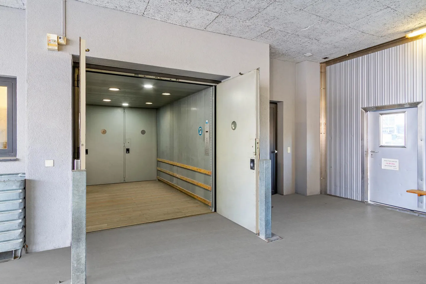Büro-/Gewerbefläche nahe am Bahnhof Glattbrugg - Foto 8 von 12