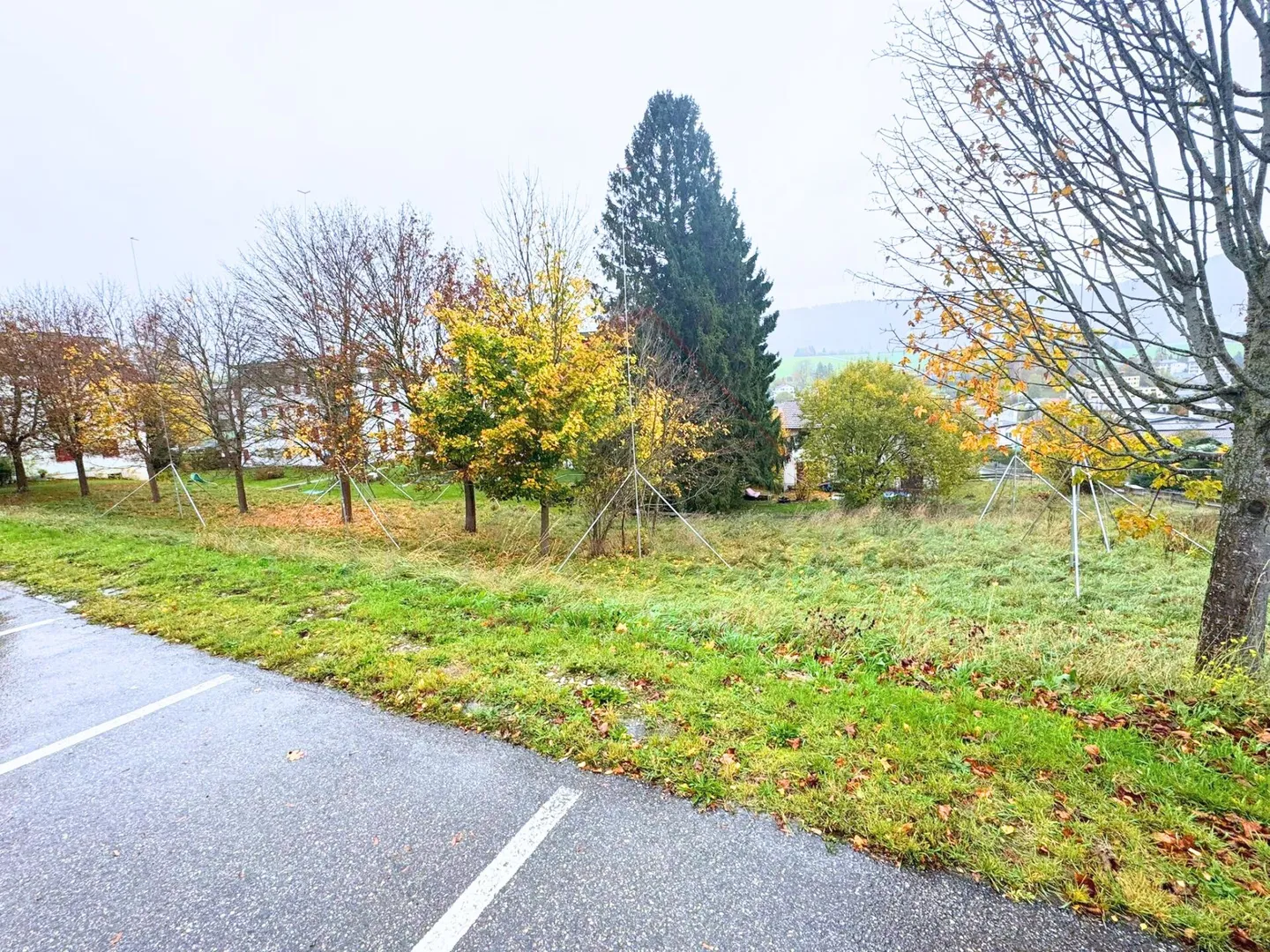 Building land with legally approved 11-apartment project - Investment opportunity in the Bernese Jura - Photo 1 of 7