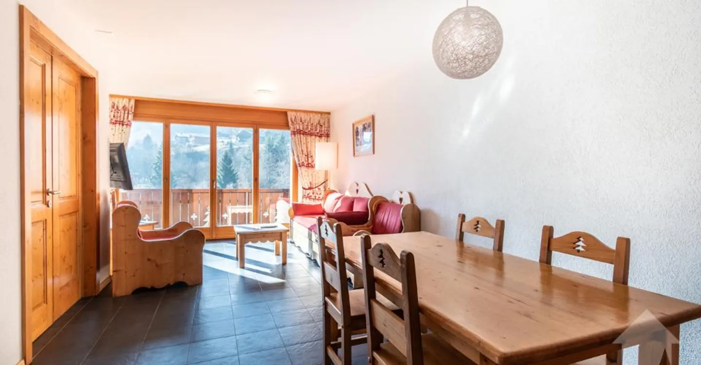 Charmantes Apartment mit Bergsicht - Foto 1 von 6