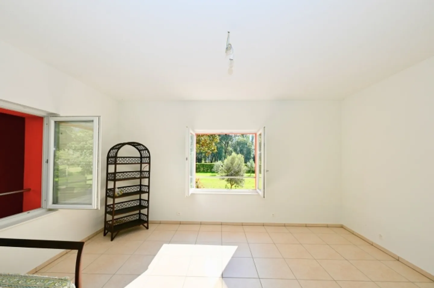 Villa au milieu des verts entre le lac de Lugano et le terrain de golf - Photo 14 sur 20