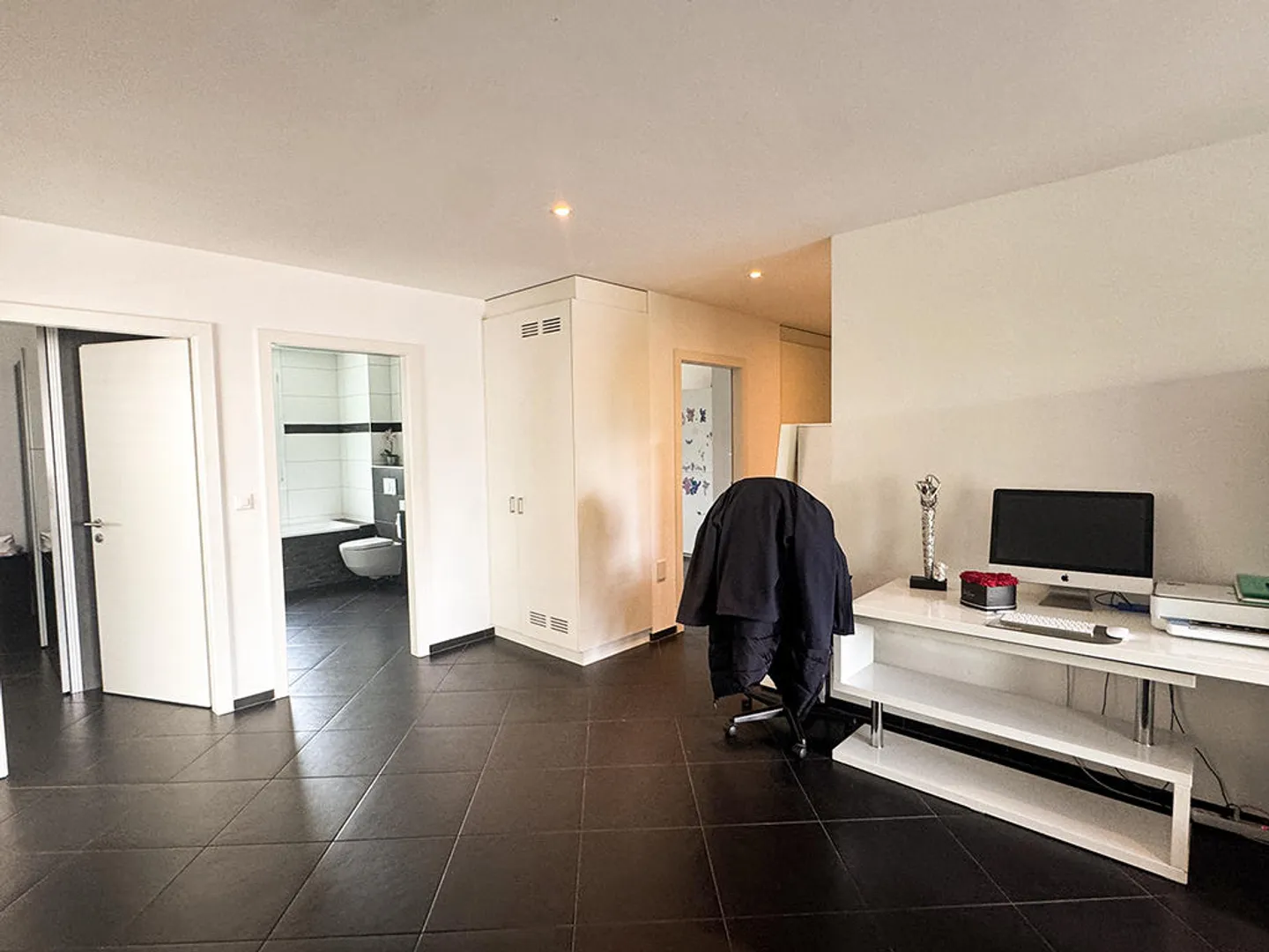 Charmant Appartement 4,5 pièces - Photo 2 sur 6