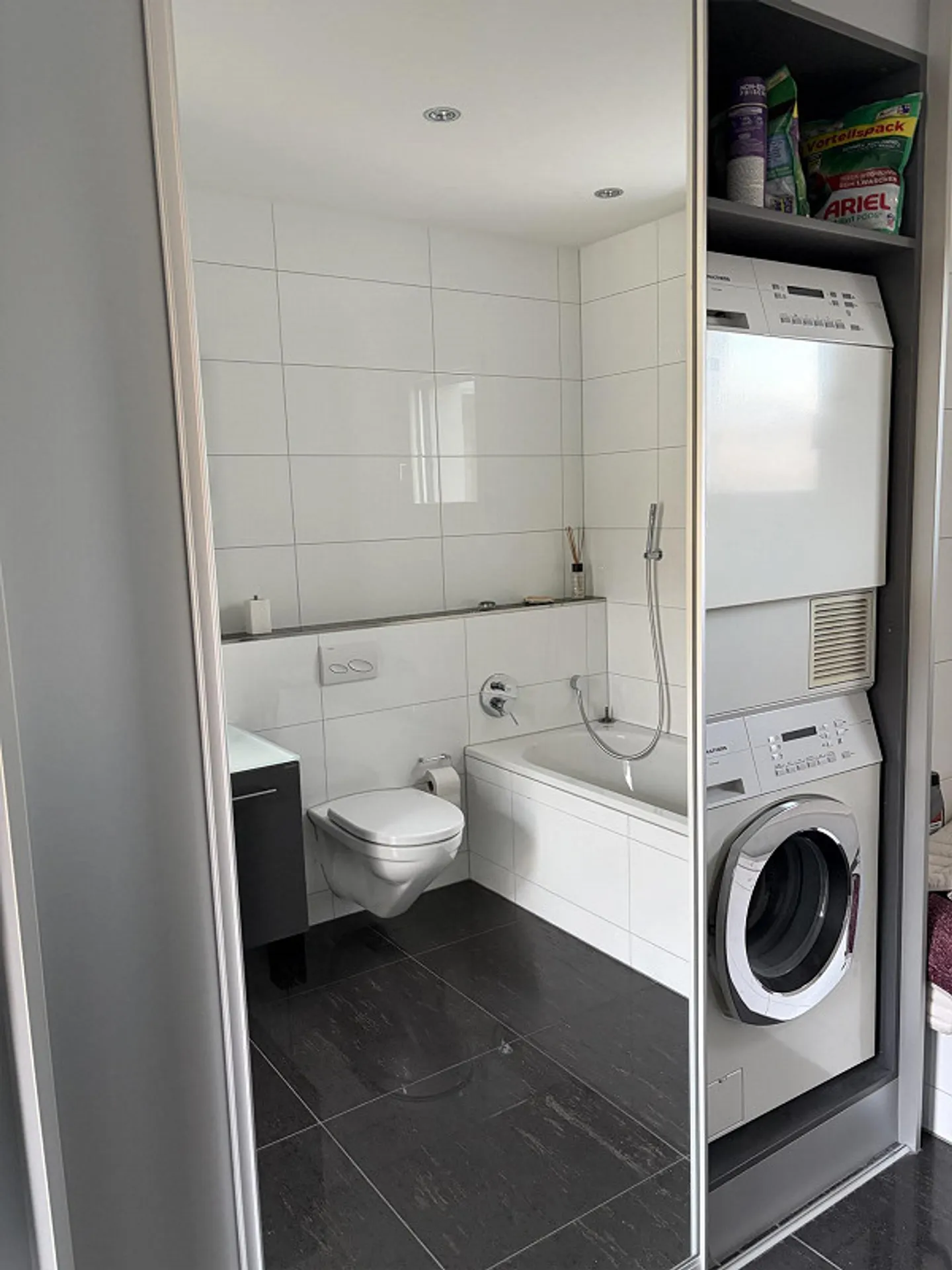 3-room penthouse apartment – Living above the rooftops - Photo 11 of 17