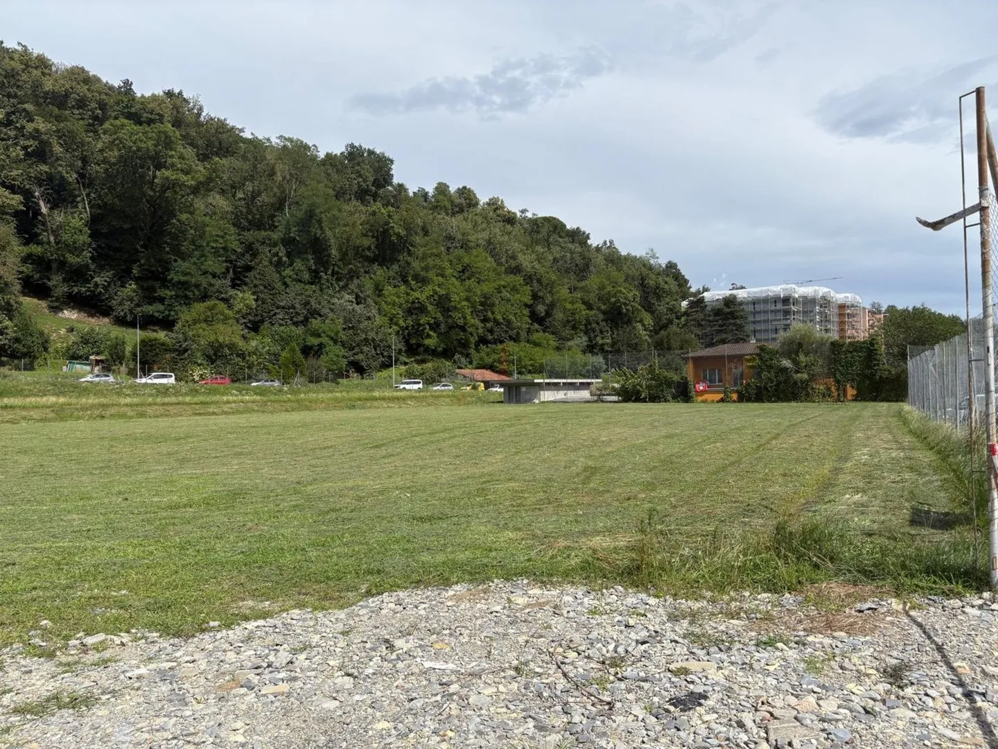 Magnificent flat plot in the heart of the village - Photo 1 of 3