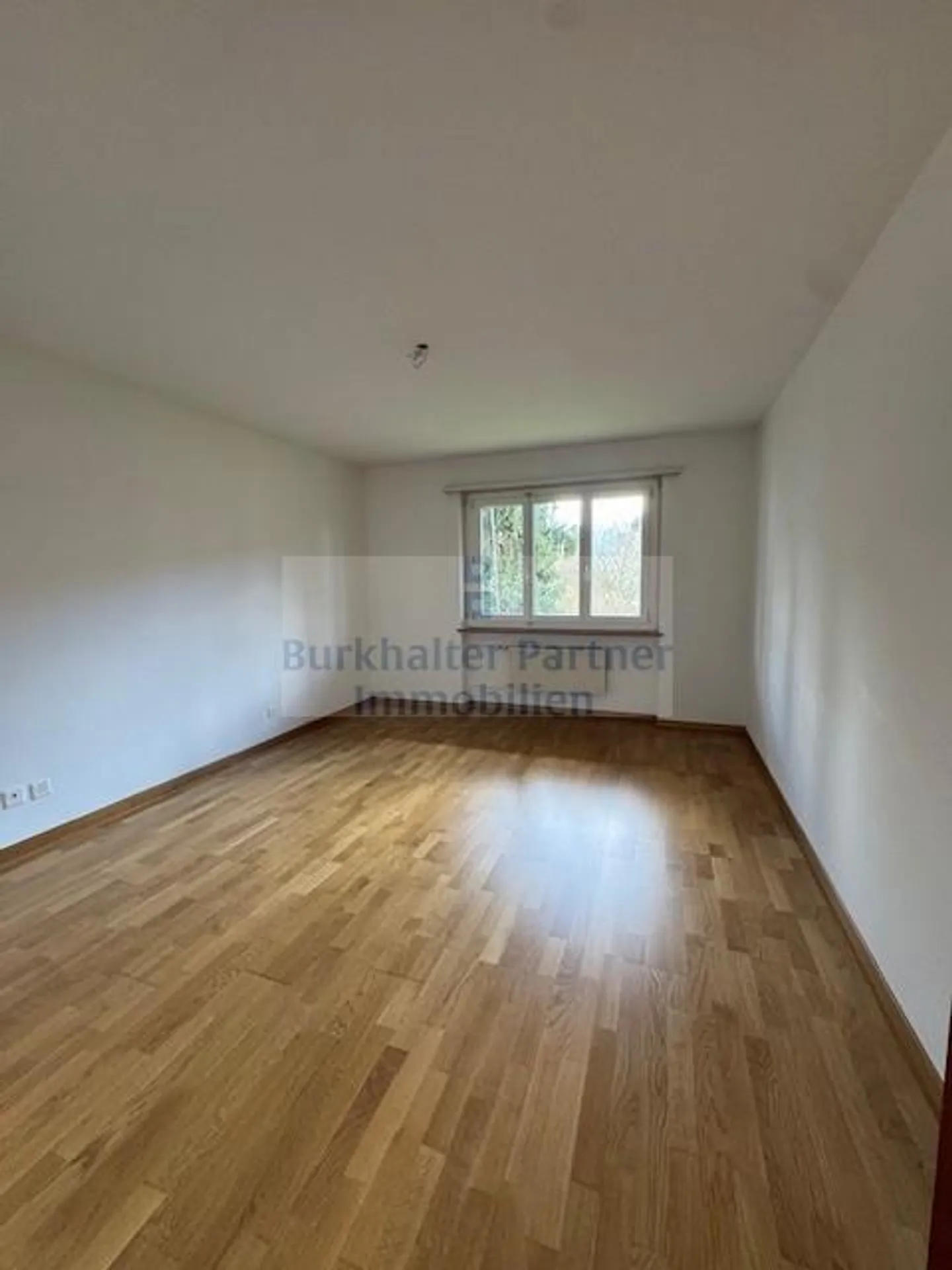 Bright and spacious 3.5-room apartment for rent - Photo 2 of 11