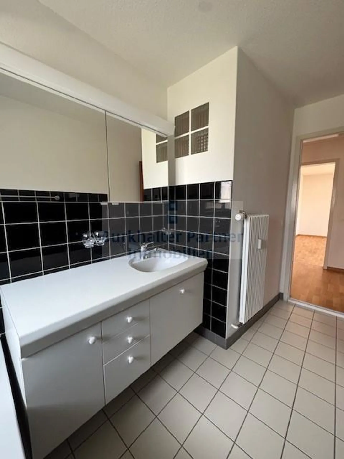 Bright and spacious 3.5-room apartment for rent - Photo 7 of 11