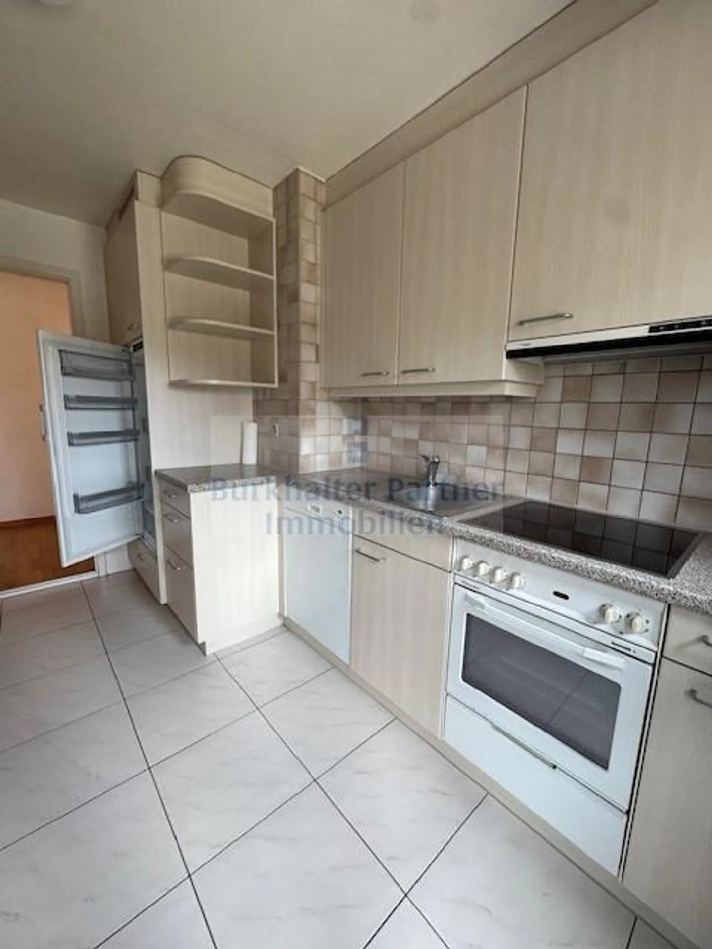 Bright and spacious 3.5-room apartment for rent - Photo 5 of 11