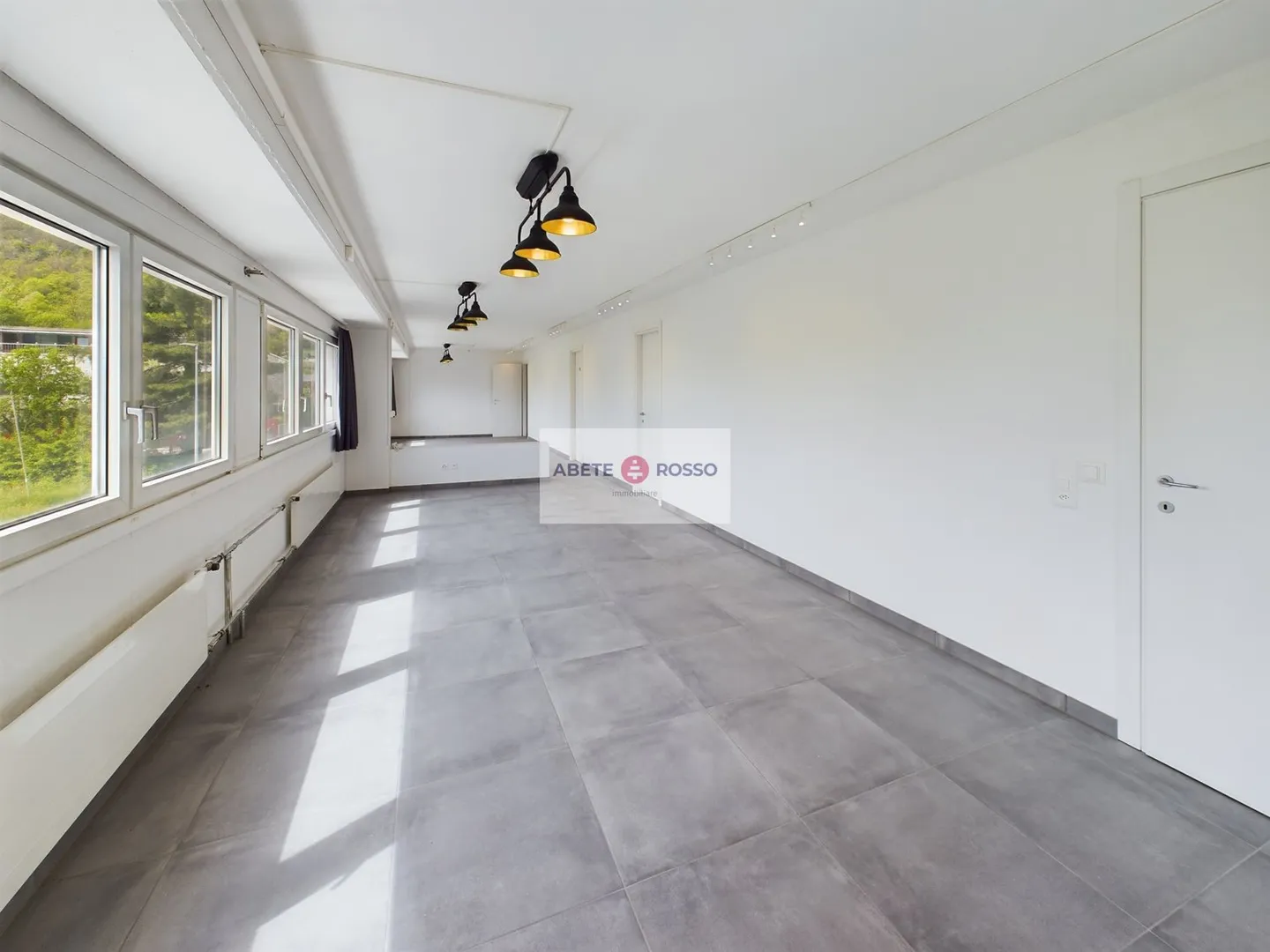 Spazio versatile (per l'immaginazione): dall'ufficio al coworking. - Foto 6 di 13