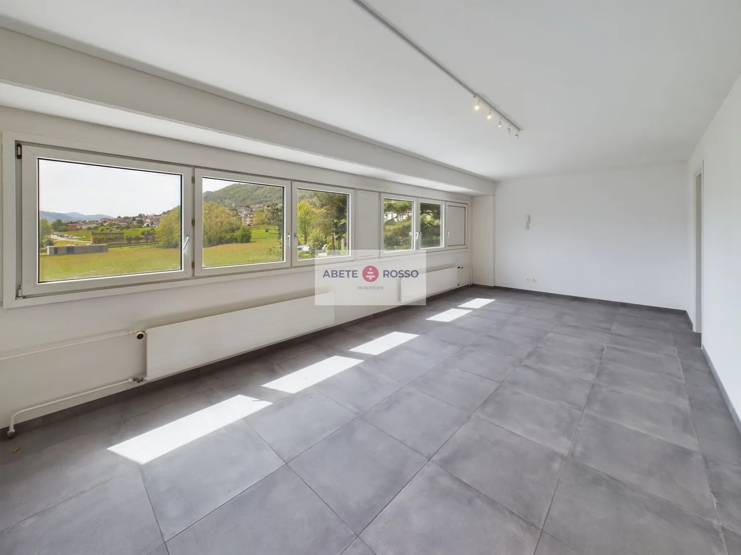 Spazio versatile (per l'immaginazione): dall'ufficio al coworking. - Foto 10 di 13