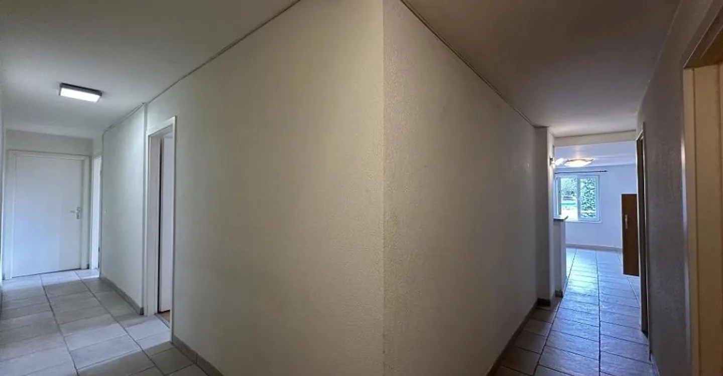 4.5-room apartment on the 1st floor with a terrace - Photo 6 of 11