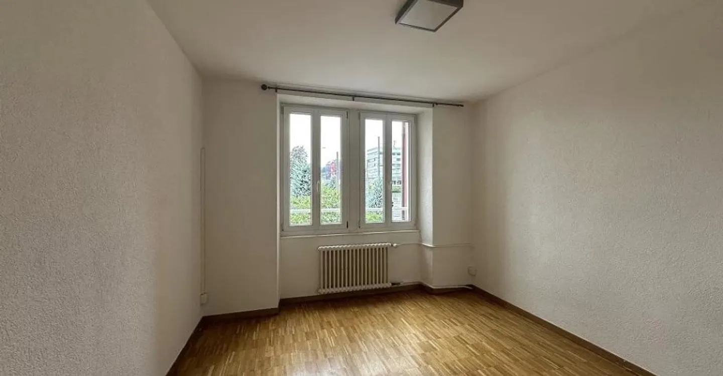 4.5-room apartment on the 1st floor with a terrace - Photo 8 of 11