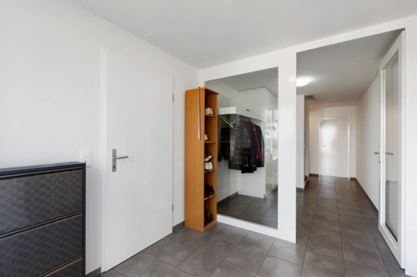 Casa ben curata con carattere ideale per chi desidera vivere in modo flessibile - Foto 3 di 6