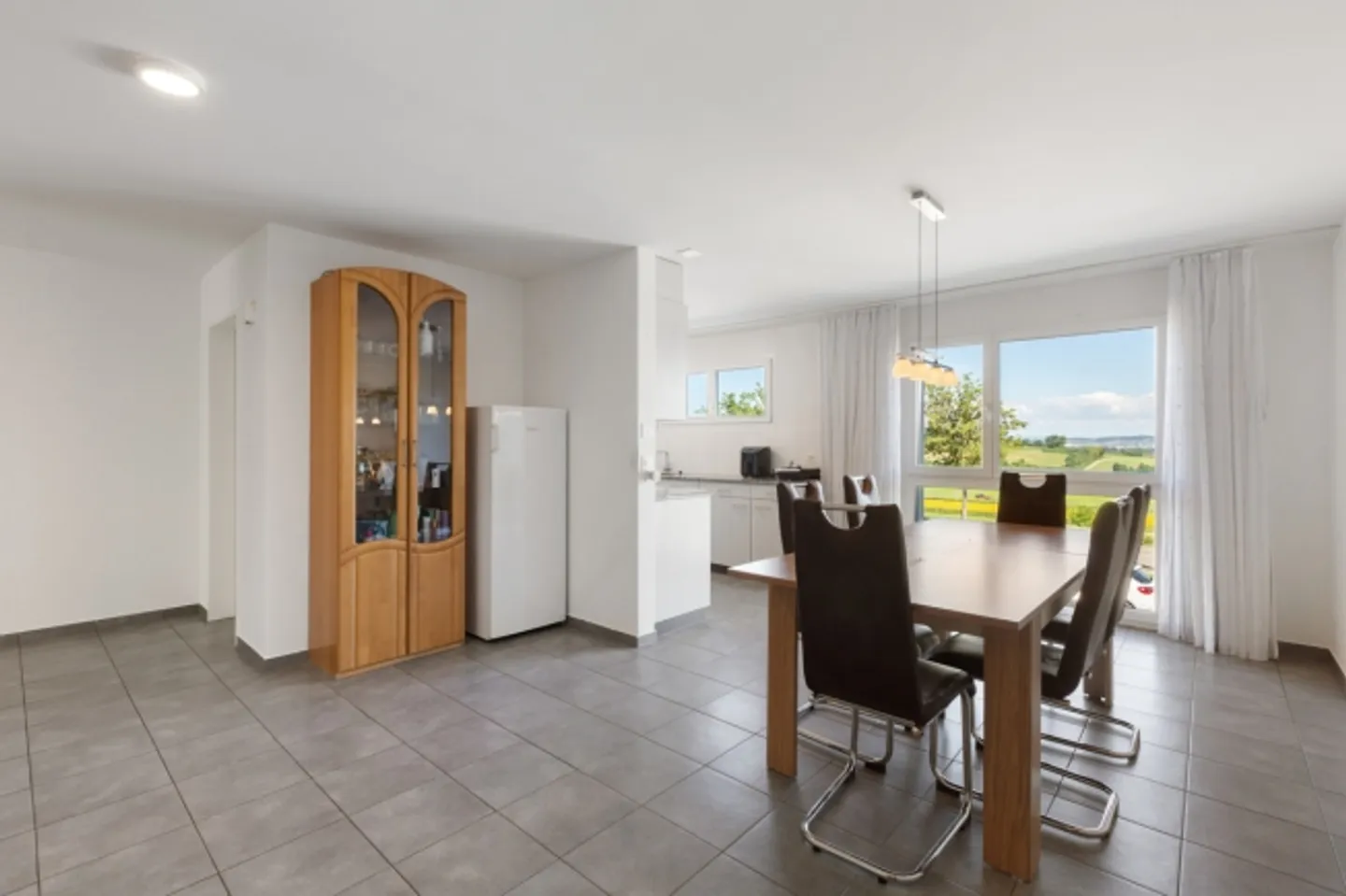 Casa ben curata con carattere ideale per chi desidera vivere in modo flessibile - Foto 4 di 6