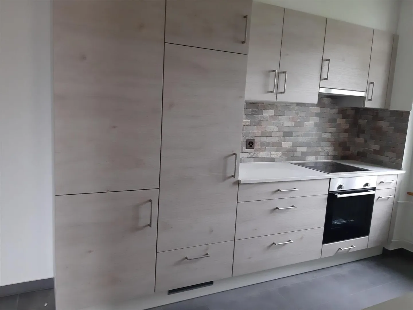 Apartment for rent - Photo 1 of 9
