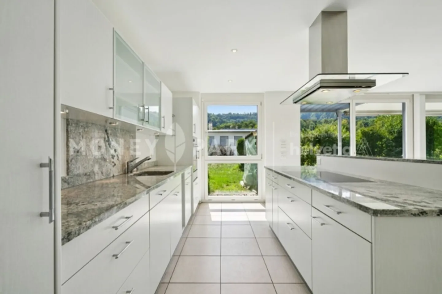 Exklusive 4.5-Zimmer-Gartenwohnung mit einmaligem Blick auf den Viadukt - Foto 3 von 13