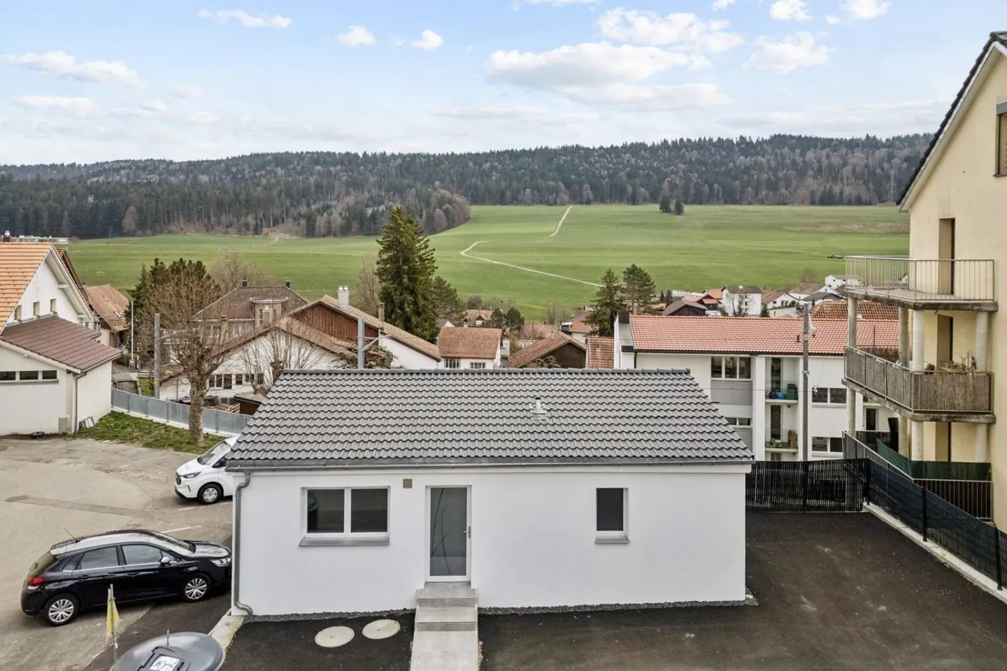 Zugängliche Exzellenz: Ihre neue Villa ab CHF 800.- pro Monat - Foto 5 von 13