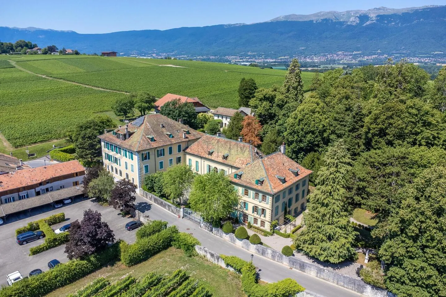 Esclusività! 7 camere in una casa bifamiliare in una residenza affascinante - Foto 5 di 15