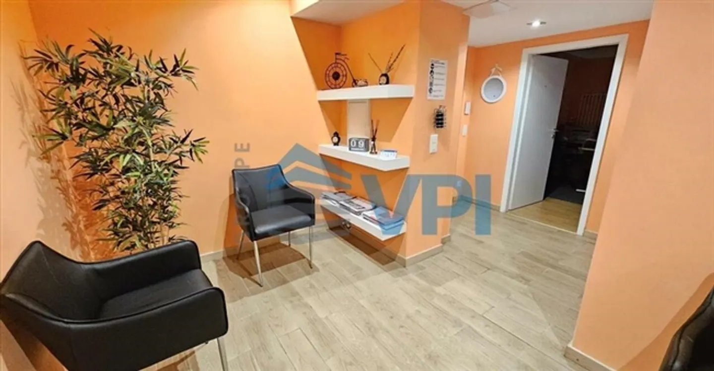 Ufficio 4 stanze - Foto 8 di 8