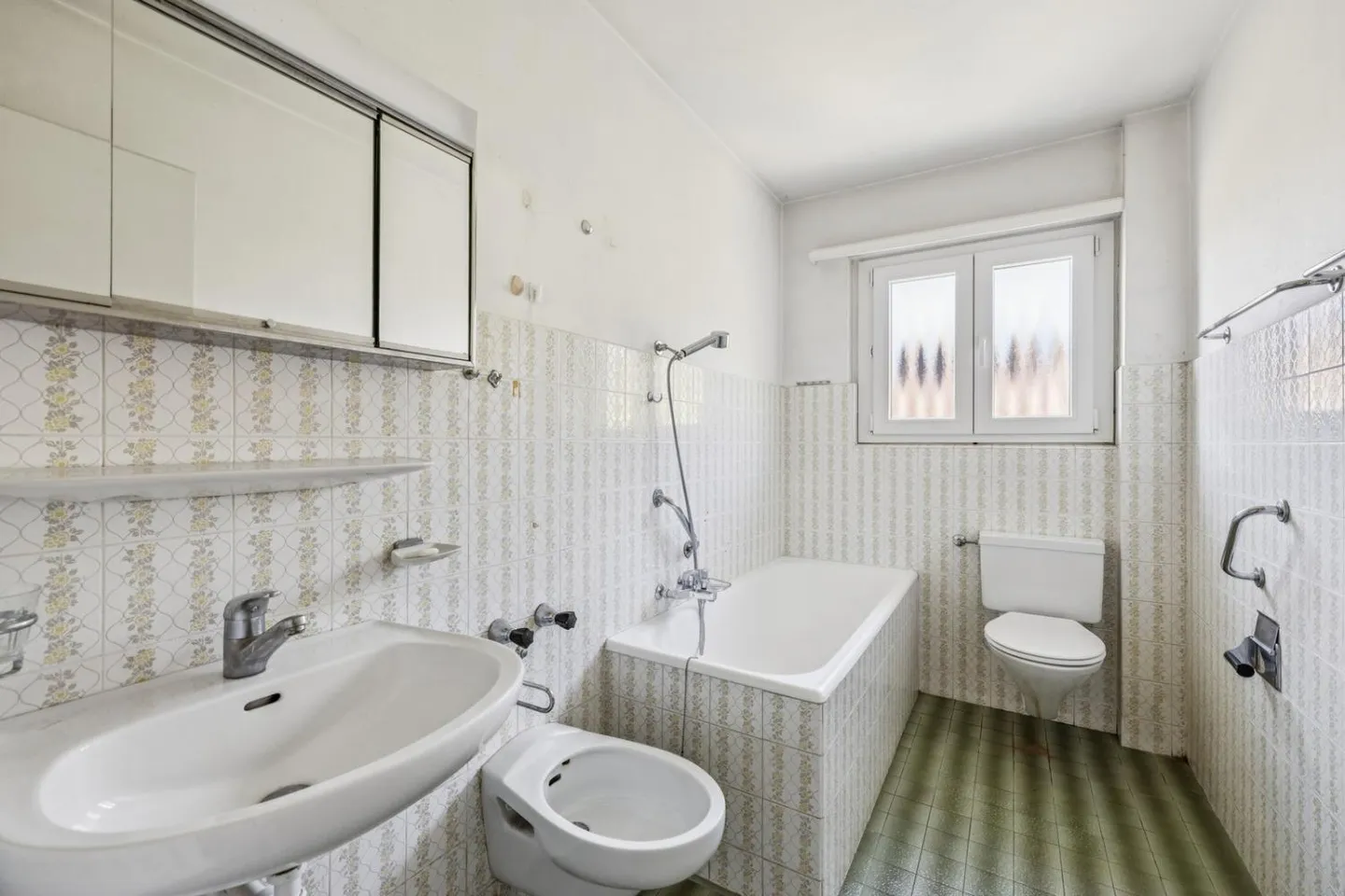 Opportunité de rénovation à Ollon - Photo 8 sur 12