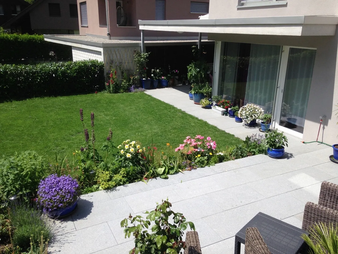 Casa unifamiliare in una posizione soleggiata - Foto 2 di 10