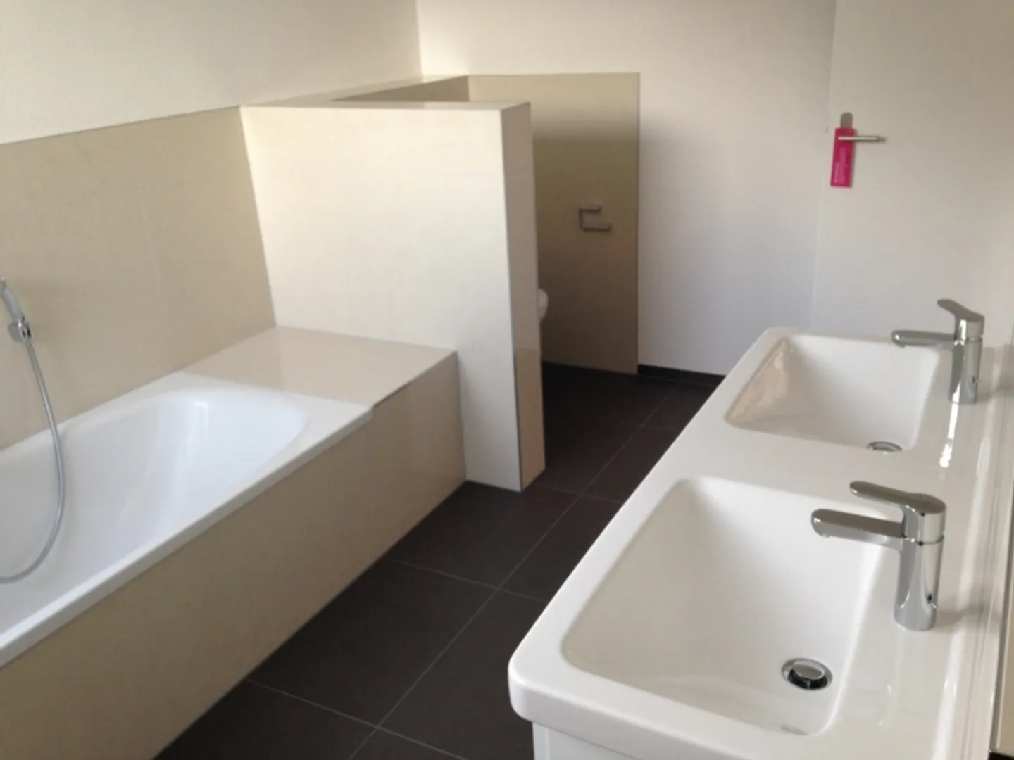 Casa unifamiliare in una posizione soleggiata - Foto 9 di 10