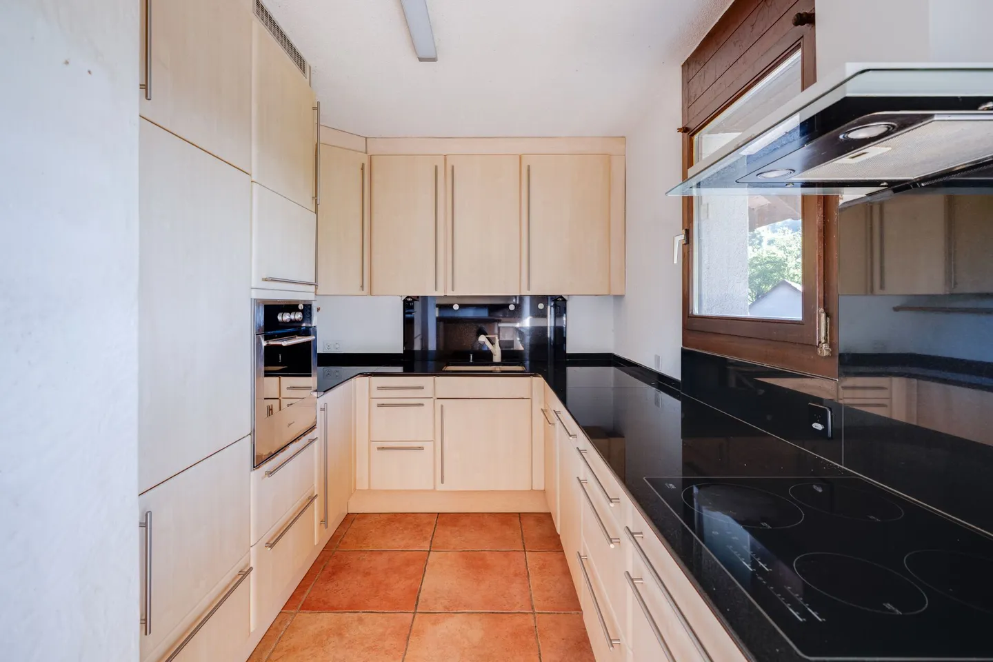 Villa di 6 stanze con appartamento e vista panoramica - Foto 4 di 17