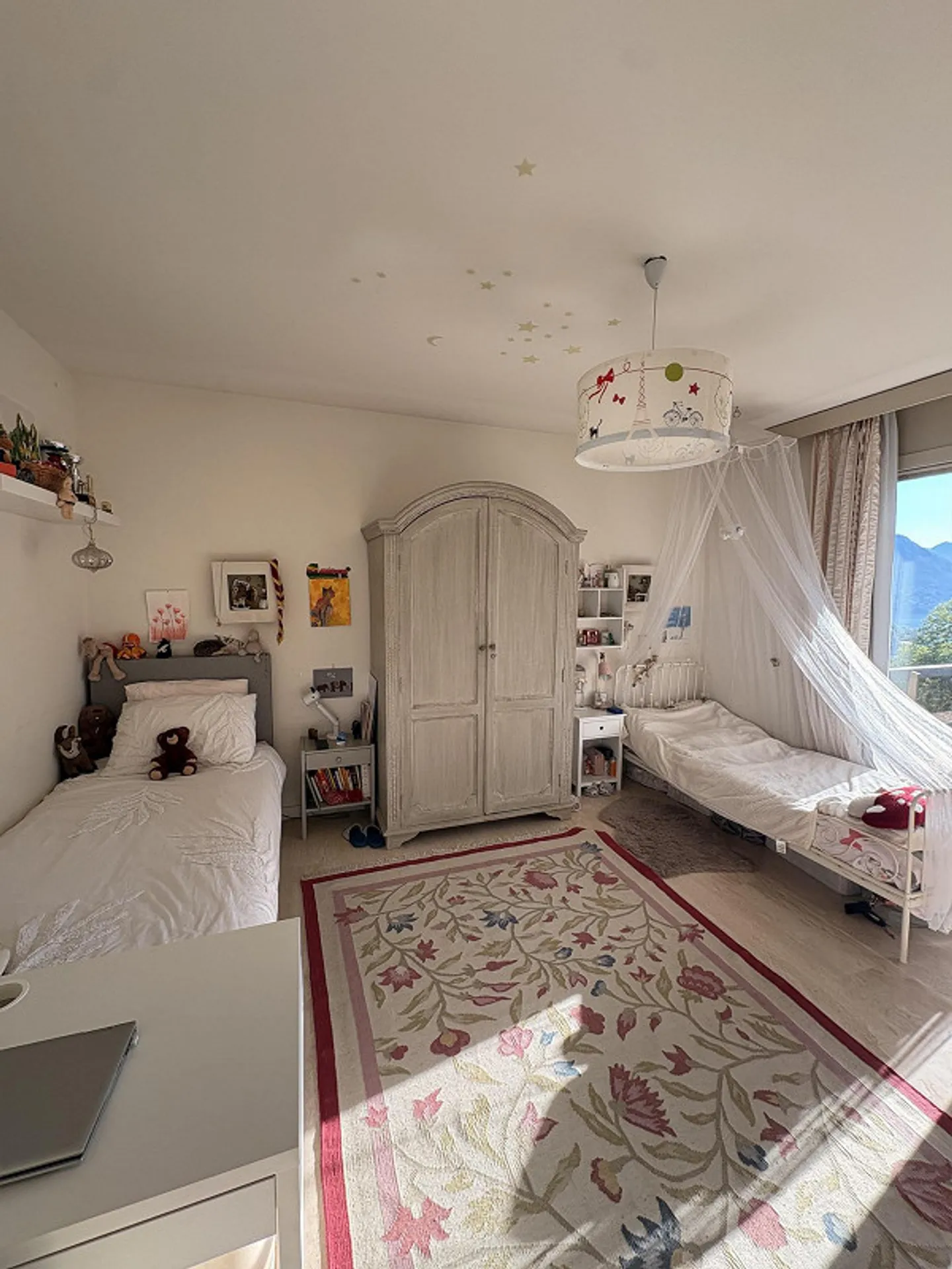 Geräumige Wohnung mit atemberaubender Aussicht - Foto 4 von 12