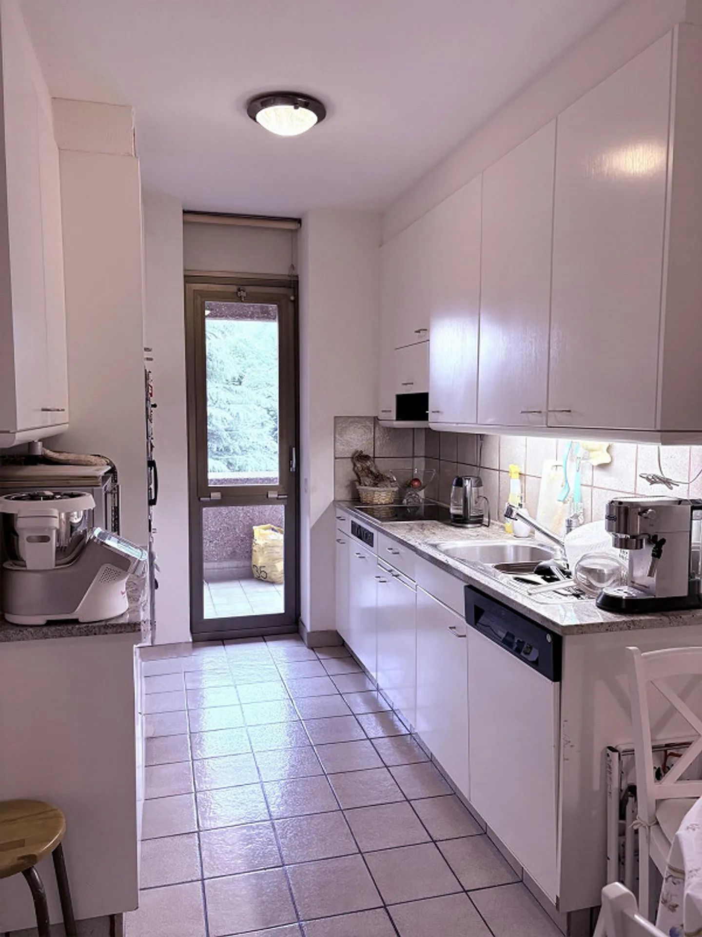 Geräumige Wohnung mit atemberaubender Aussicht - Foto 7 von 12