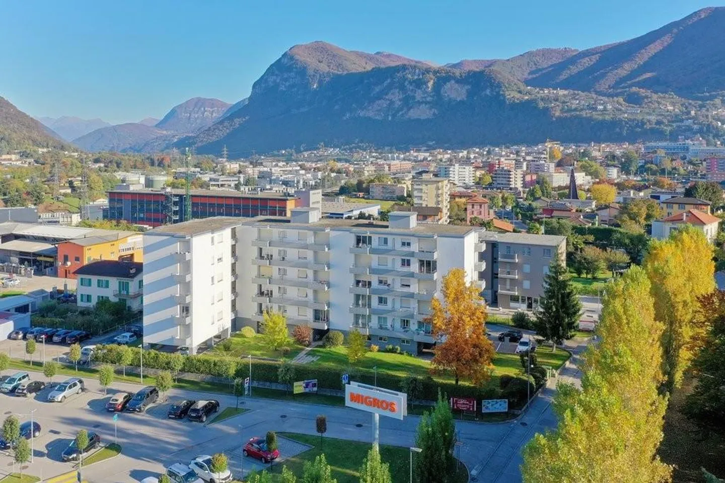 Appartement avec vue dégagée - Photo 1 sur 3