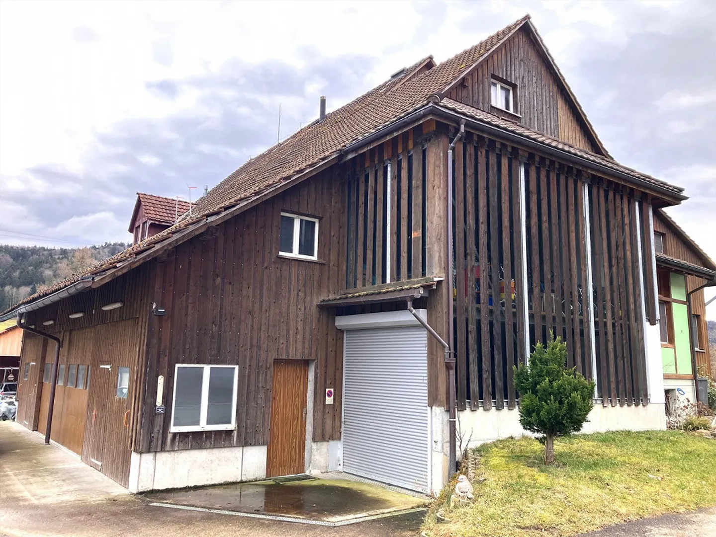 Casa colonica di 5 stanze con progetto, vicino a Bichelsee, Turbenthal - Foto 5 di 13