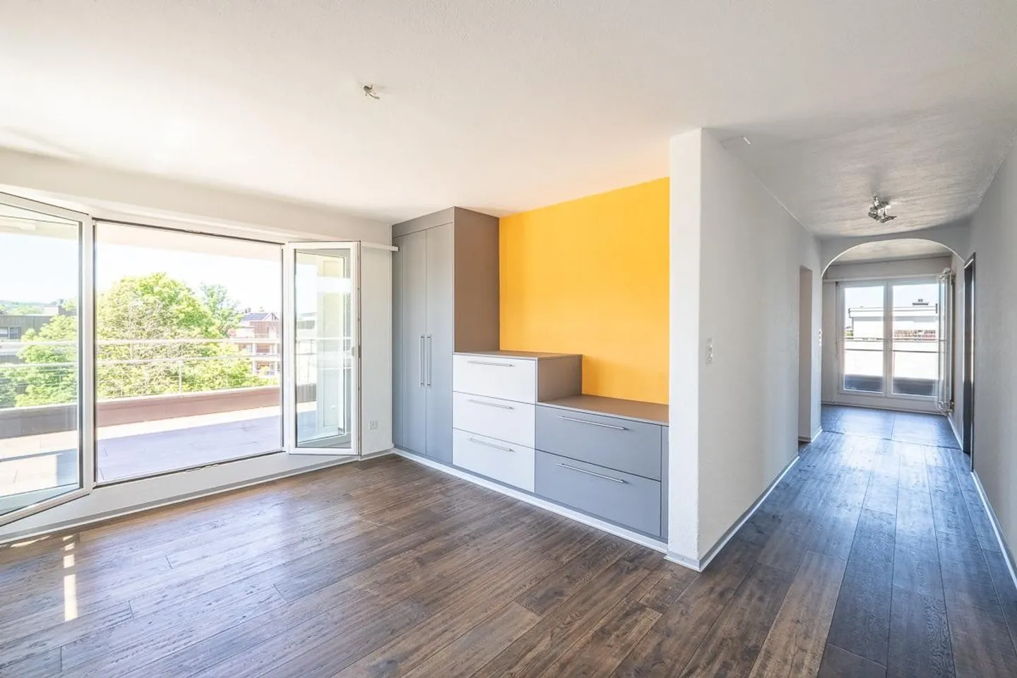Sun-drenched 5-room penthouse apartment in Horn on Lake Constance - Photo 5 of 11