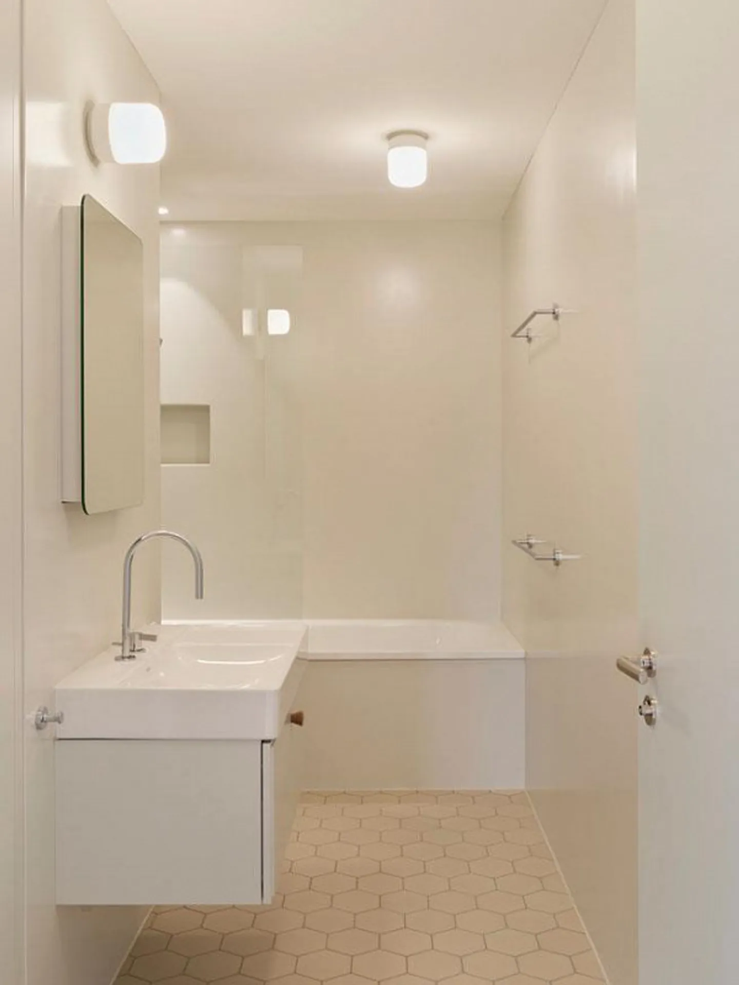 Appartamento luminoso e recentemente ristrutturato di 3,5 locali - Foto 7 di 8