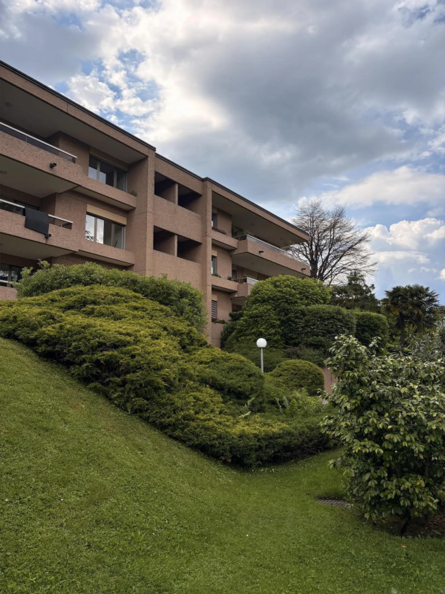 Geräumige Wohnung mit atemberaubender Aussicht - Foto 11 von 12