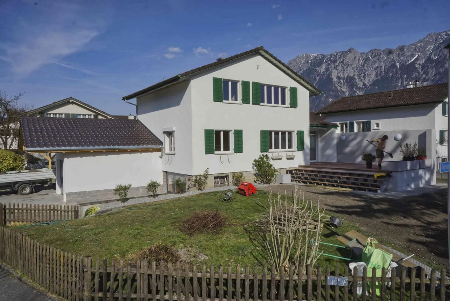 Maison individuelle de 6,5 pièces à louer - Photo 1 sur 5